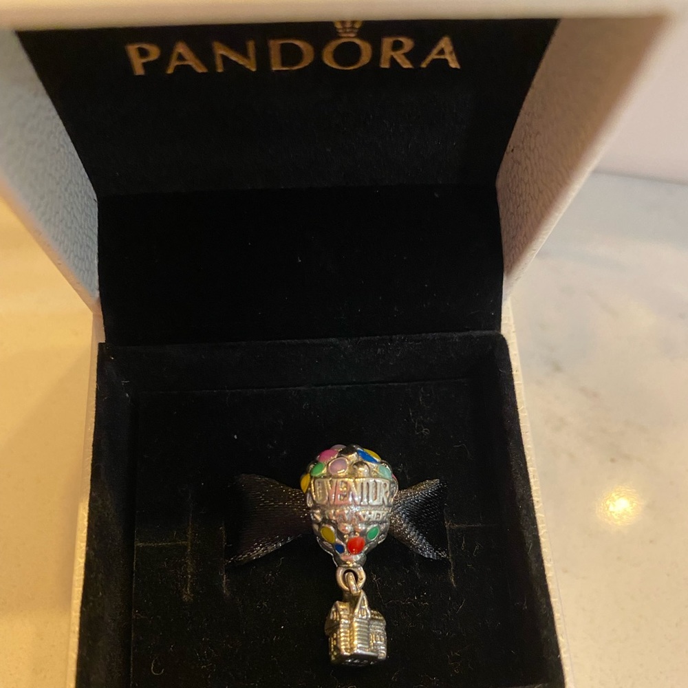Disney Pixar Up House & Balloons Charm